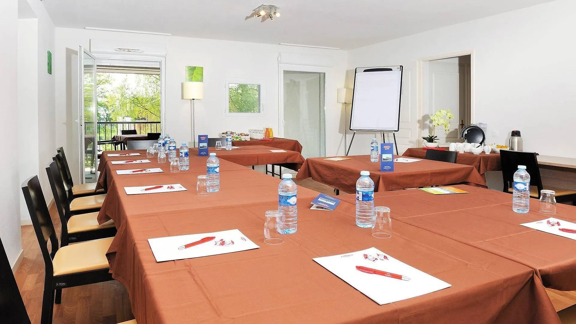 Apartmanhotel Residhome Geneve Prevessin Le Carre D'Or