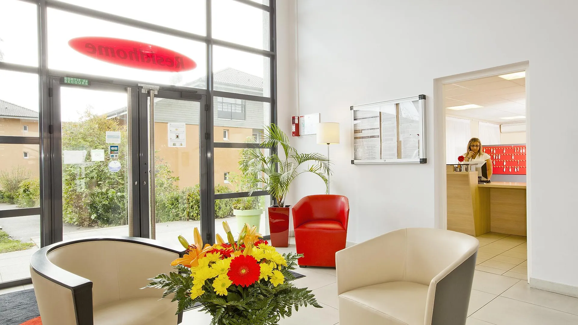 Residhome Geneve Prevessin Le Carre D'Or 3*, Prevessin-Moens